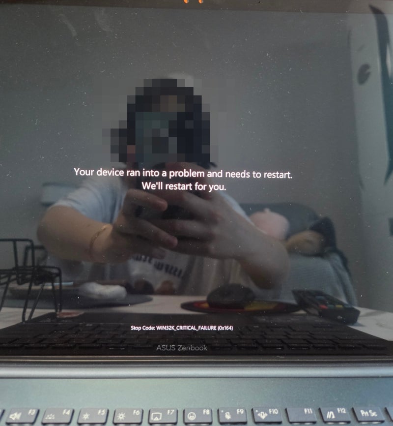 ASUS ZENBOOK14 컴퓨터 안켜짐 현상 해결 방법