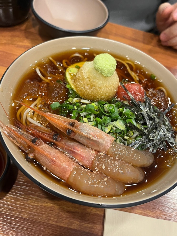  문래 맛집 데이트 코스 일식전문점 몽밀 단새우장 냉모밀, 연어덮밥 후기
