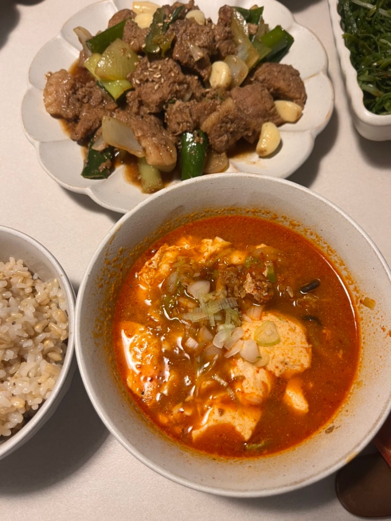평일집밥 - 우삼겹 순두부찌개 레시피│순두부찌개 레시피