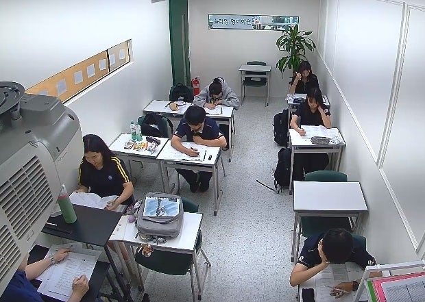 플라잉 영어학원 사진 3