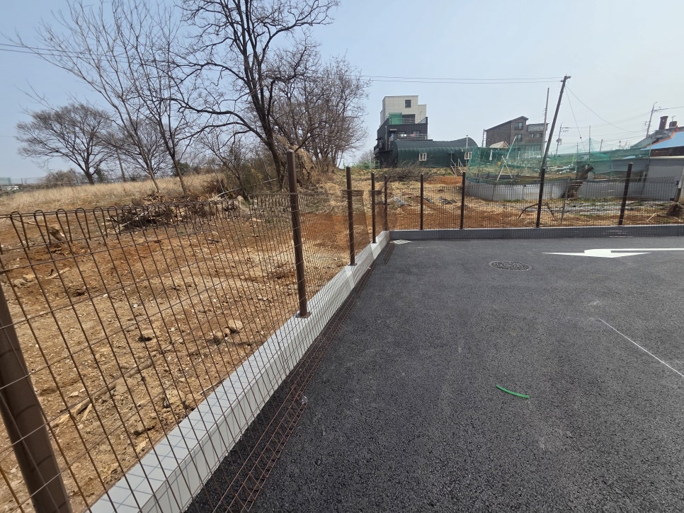 경기도 평택 신축빌라 메쉬 휀스 설치 후기