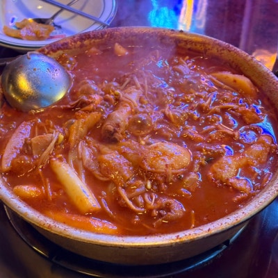 [영등포동 술집] 손에손잡고 영등포점 : 영등포역 분위기 좋고 1차로 가기 좋은 술집 닭볶음탕 맛집 추천 🥘