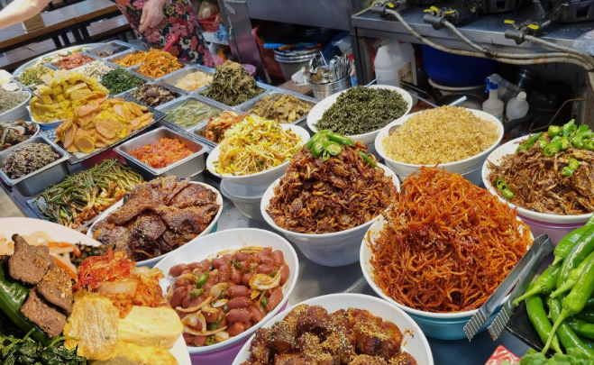 산이리한식부페 사진 1