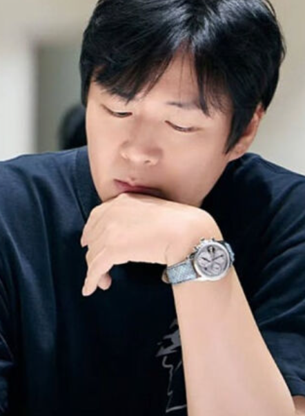   연정훈 시계 가격 화제, 2억대 한정판에 쏠린 관심