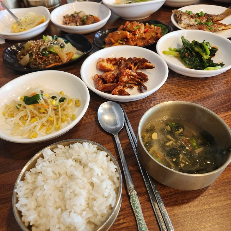순천 백반 맛집 청수정 ㅣ12,000원인데 반찬이 끝없이 나왔습니다