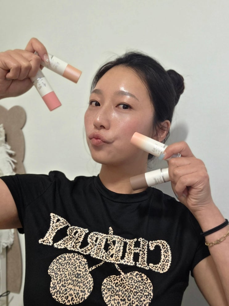  손에 안 묻히는 스틱 화장품 휙서울 쉐딩 블러셔 솔직후기