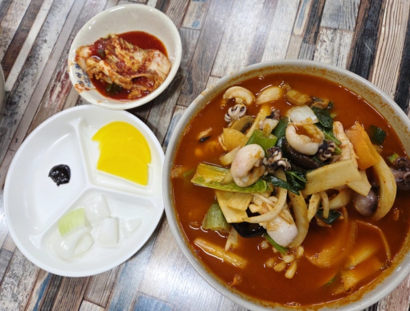 군산맛집 내돈내산 짬뽕 맛집 현지인맛집 가야장 삼선짬뽕 완뽕 솔직 후기