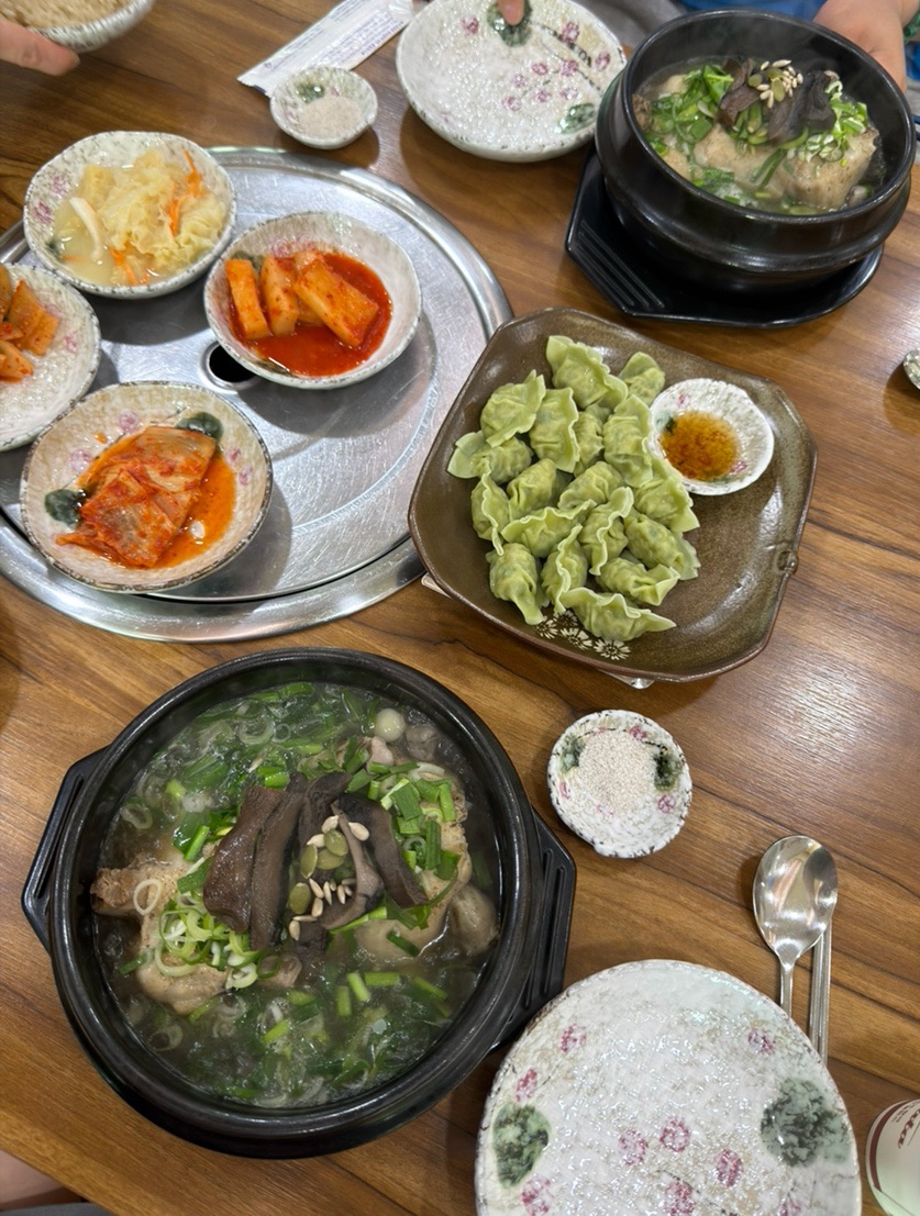 황제능이버섯백숙 남원추어탕 탕정점 사진 3