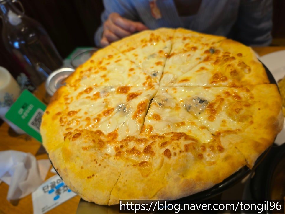 삼각지붕에화덕피자 사진 6