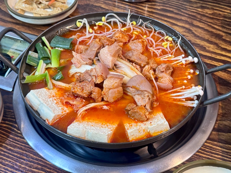 [대전/중구/대흥동] 대전중앙로역 김치 전골 맛집 대흥동쫄데기 솔직 후기