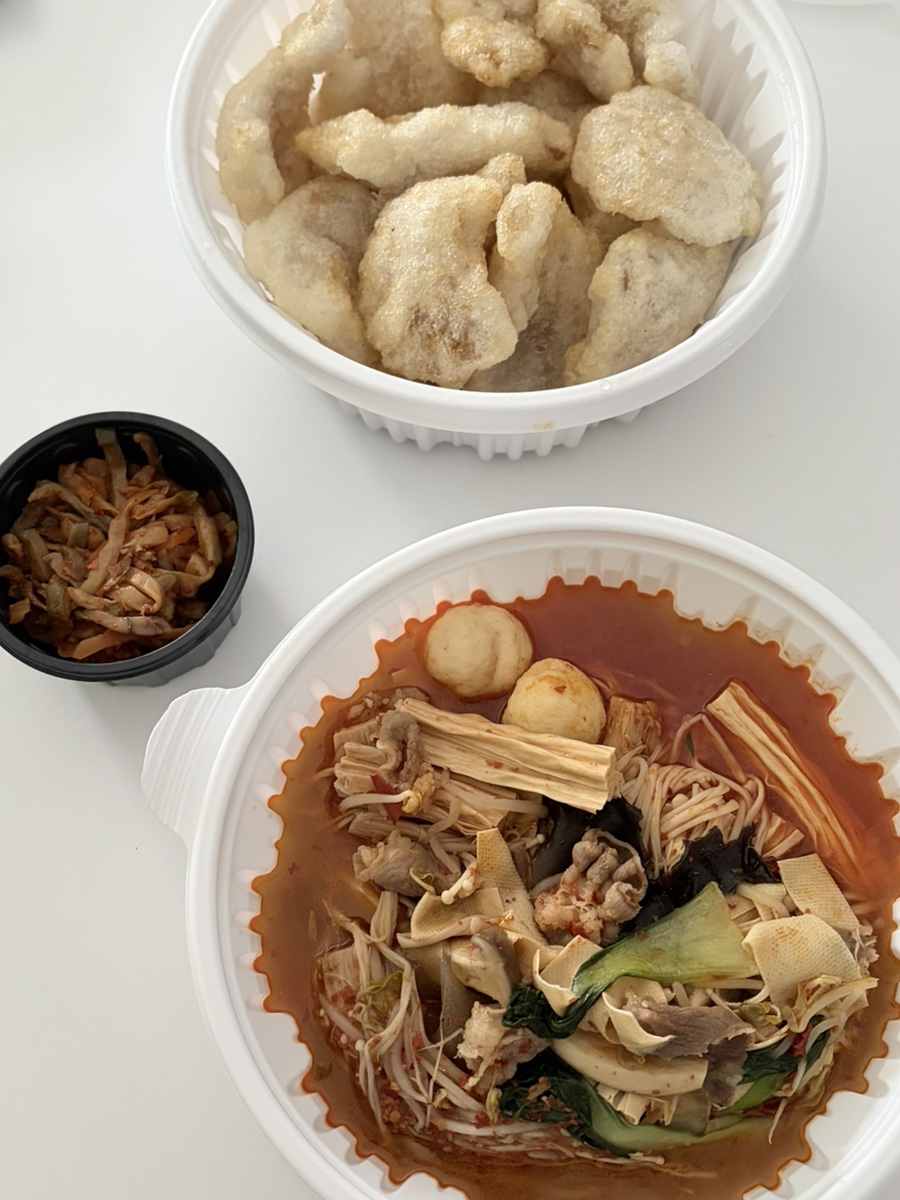 으뜸갈비랑붕어네치킨 사진 1
