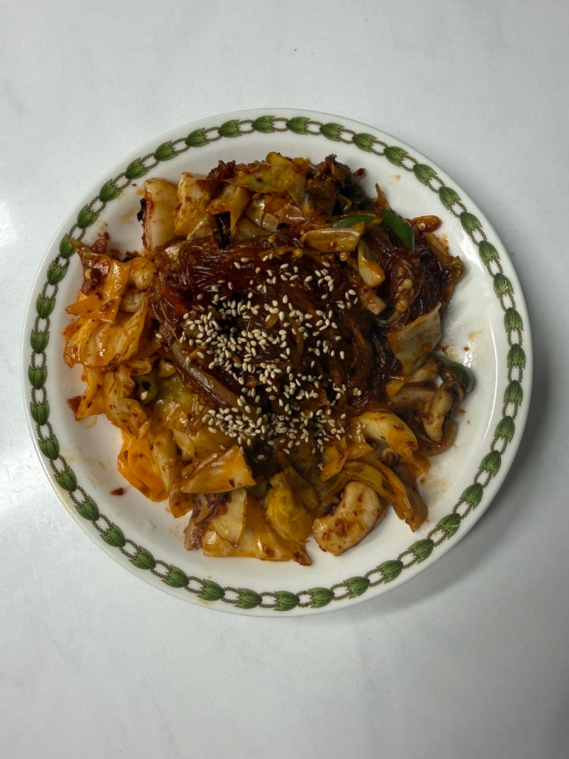 [저녁한끼] 해물볶음짬뽕 만들기 | 오뚜기 컵누들 열라면맛으로 만드는 다이어트 볶음짬뽕 ....