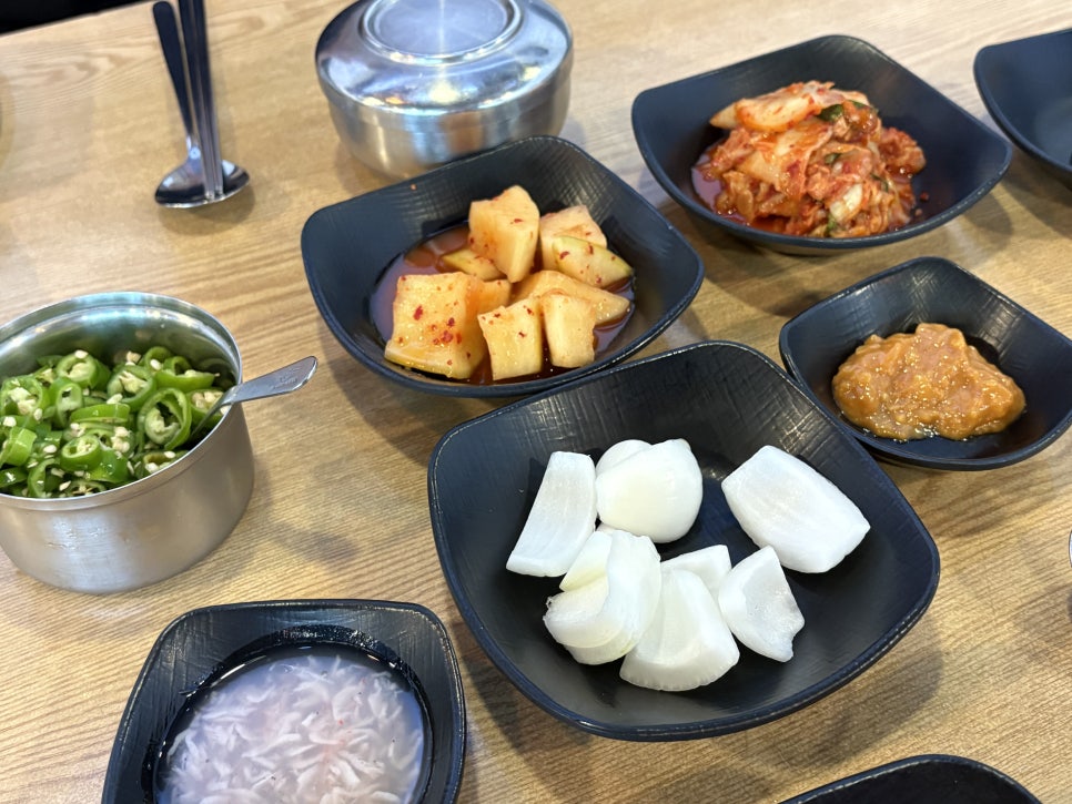 황금돼지순대국 인덕원점 사진 4