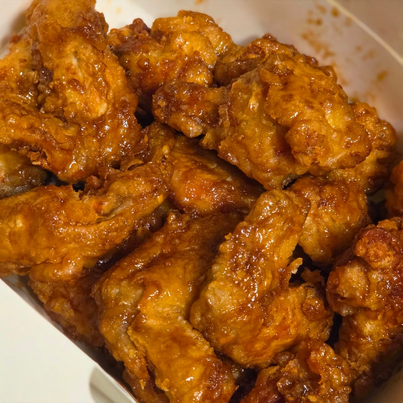 BHC 골드킹 콤보 | 뿌링클 치즈볼 단짠 치킨 치밥하기 좋아 솔직 후기