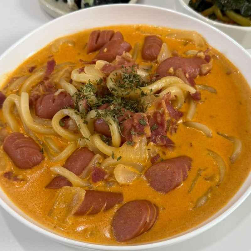 불닭소스를 좋아한다면 맛있을 불닭크림우동 만들기 레시피