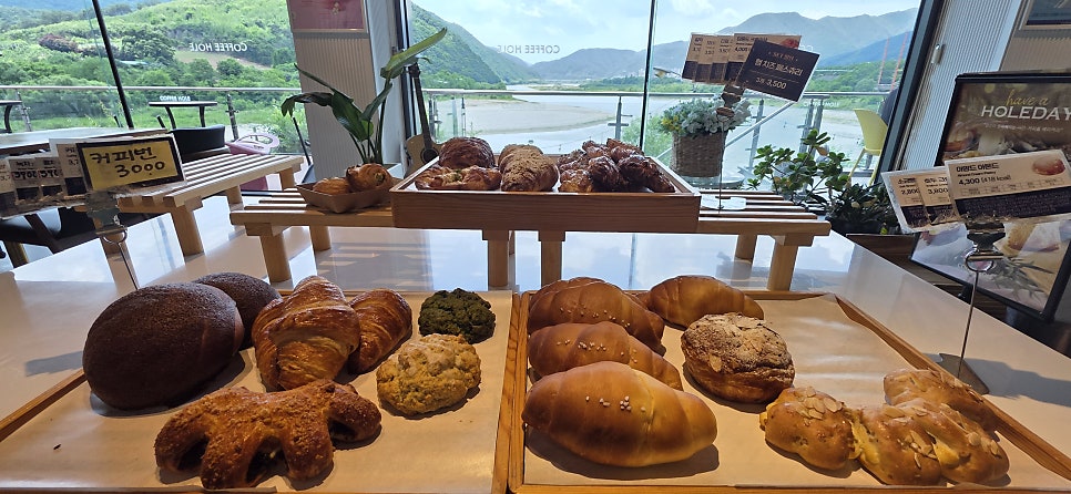 커피홀 인제스테이점 사진 6