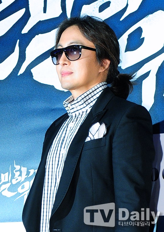 배우 은퇴 선언하더니... 알고 보니 업계 '큰 손'으로 돌아온 욘사마