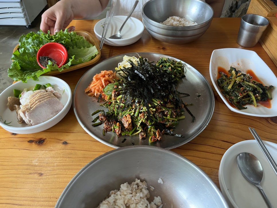 천마산장독대와보리밥 사진 2