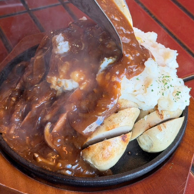  [연남동 독일식 소세지 맥주 맛집] 2차 간술하기 좋은 술집, 엉클조소시지 (테라스 야장 있음)