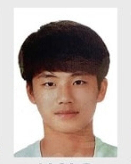 <b>설영우 축구선수</b> 놀라운 과거 얼굴과 부모님, 누나, 형, 아버지... 