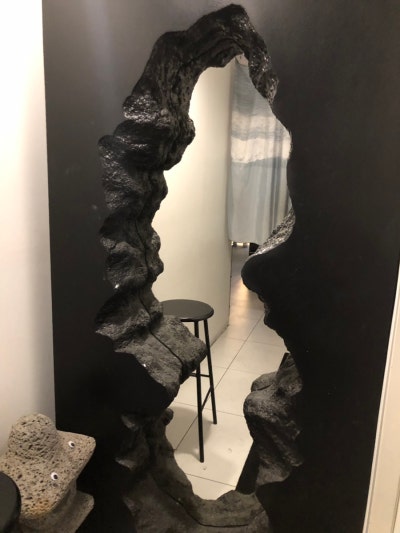 Seuton Restroom — photo 1
