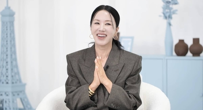 <b>소라와 진경</b> 8회 엄정화, “보다가 울컥…내가 1호 팬”... 