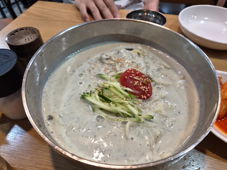 Hangarisonkalguksu photo 6