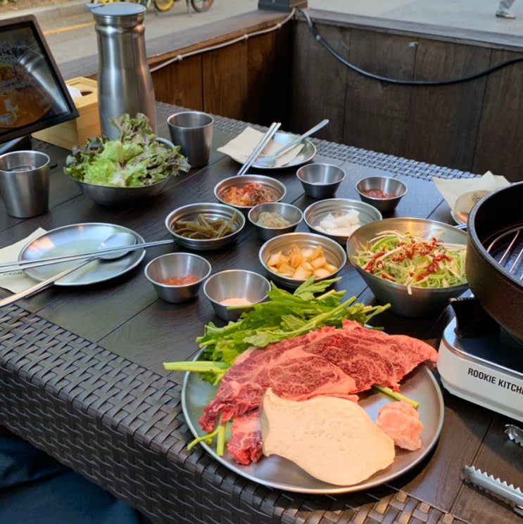  공덕역 맛집 고기꾼김춘배 야장 감성 낭낭한 삼겹살 고기집