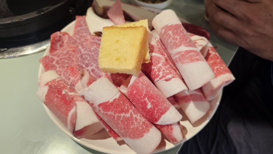 꾸석지돌판한우 강릉점 사진 5