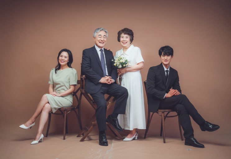  양천구가족사진 가족기념일 촬영 의상 대여 액자 포함 후기