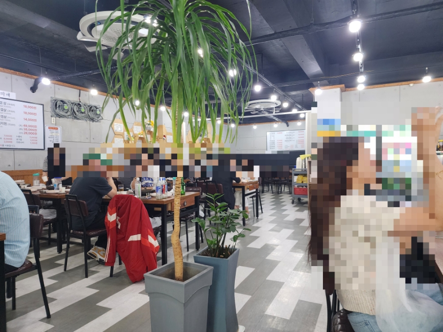 이은영모듬김치찌개 인계본점 사진 3