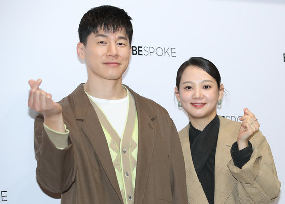 김무열/윤승아 사주 궁합: 을사일주 남자 & 경신일주 여자