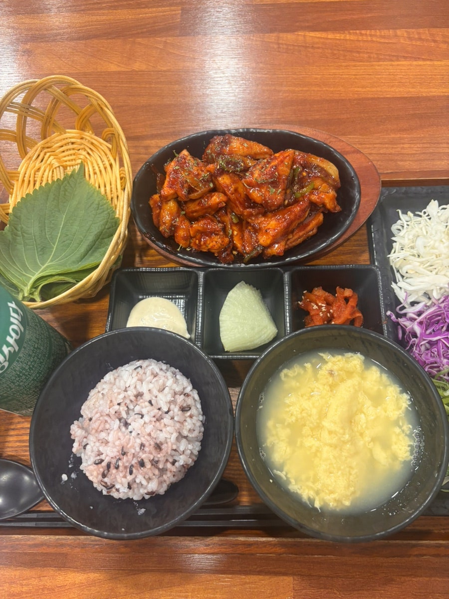 쌈마이닭쌈밥 금정구청점 사진 1