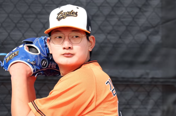  정우람 코치가 시킨건 거창한것이 아니었다, 한화 김서현 근황이 충격…