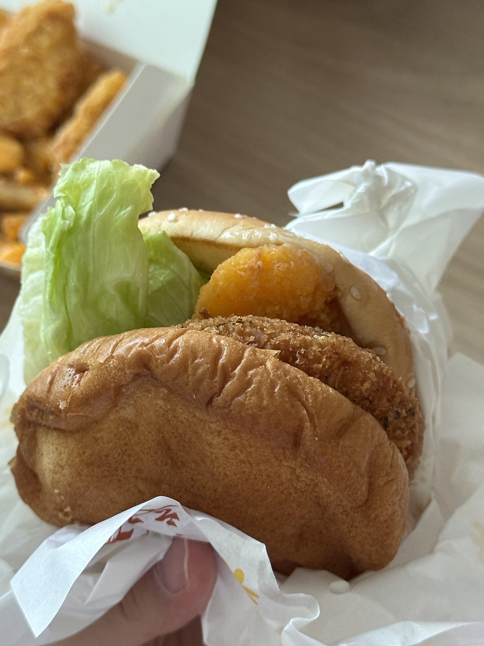 맘스터치 아산모종점 사진 6