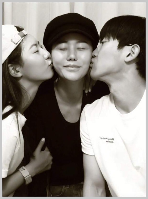 송종국과 이혼한 박연수, 근황 공개…딸 송지아·아들 송지욱 폭풍성장에 "엄마 향한 애정 표....