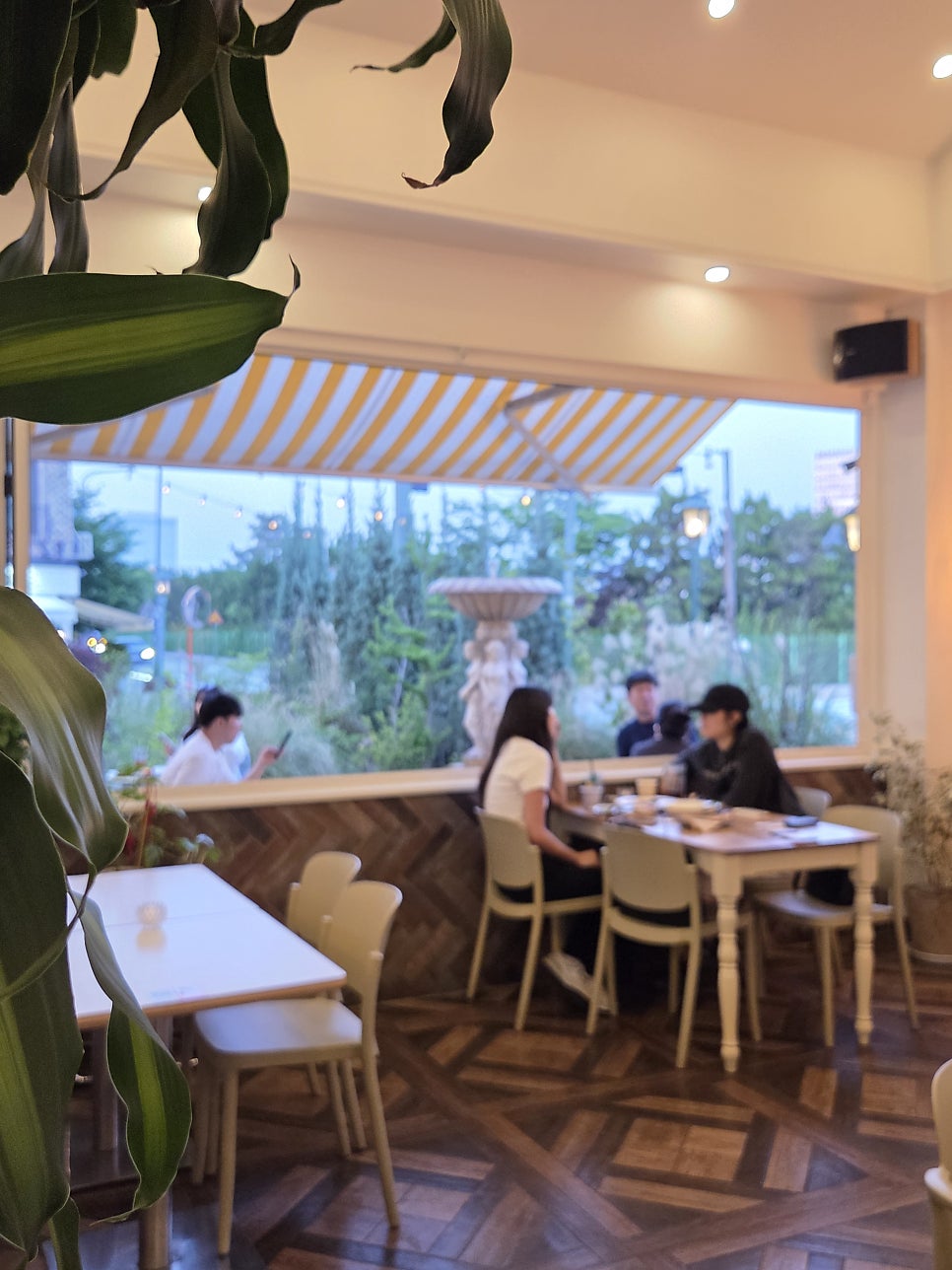 오월의꽃수저 사진 6