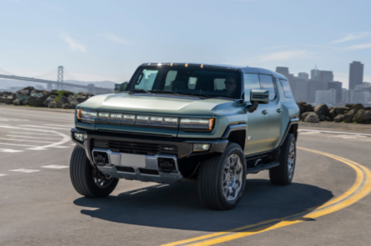   게처럼 옆으로 움직인다? 허머 EV SUV 국내 상륙에 관심 폭발