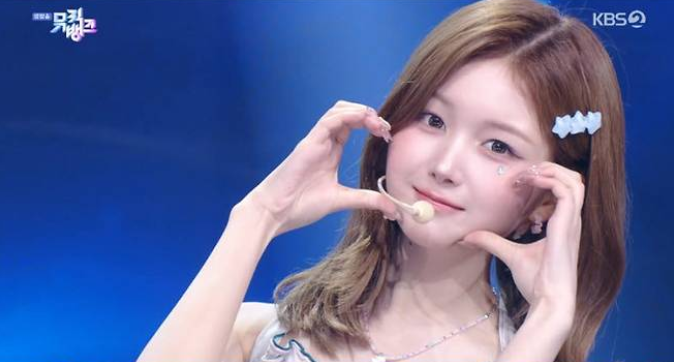 트리플에스 "'베이비 플라워'로 또 1위"…완전체 컴백 후 초동 56만 장·음악방송 2관왕 달성 ('....