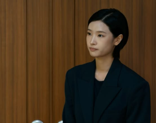  '참교육' 메인빌런 옆 보과관 그 여자 누구? 배우 백지혜 검색 터진 이유