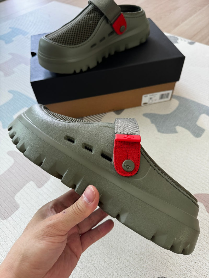 발 편한 남성 샌들슬리퍼 추천 - 어그(UGG) 남성 메쉬 밸크로 쿠셔닝 슬리퍼 (피크모드 브리드)