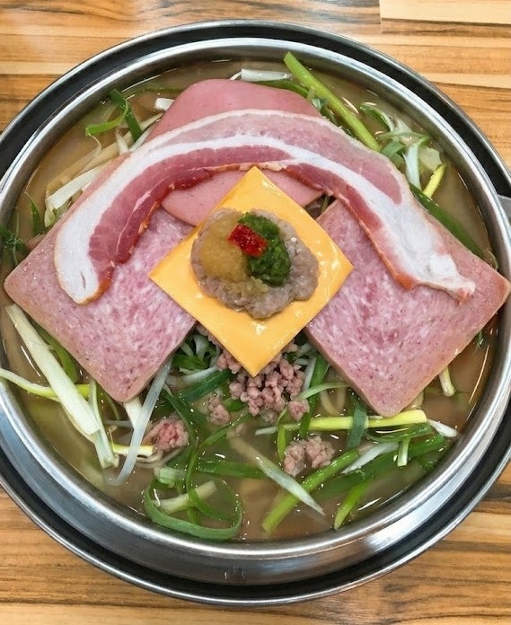 장혁민의부대찌개 패션아일랜드점 사진 1