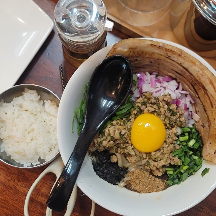  청당동 맛집 멘야마쯔리 청당점 돈코츠라멘 만텐마제소바 가성비 굿