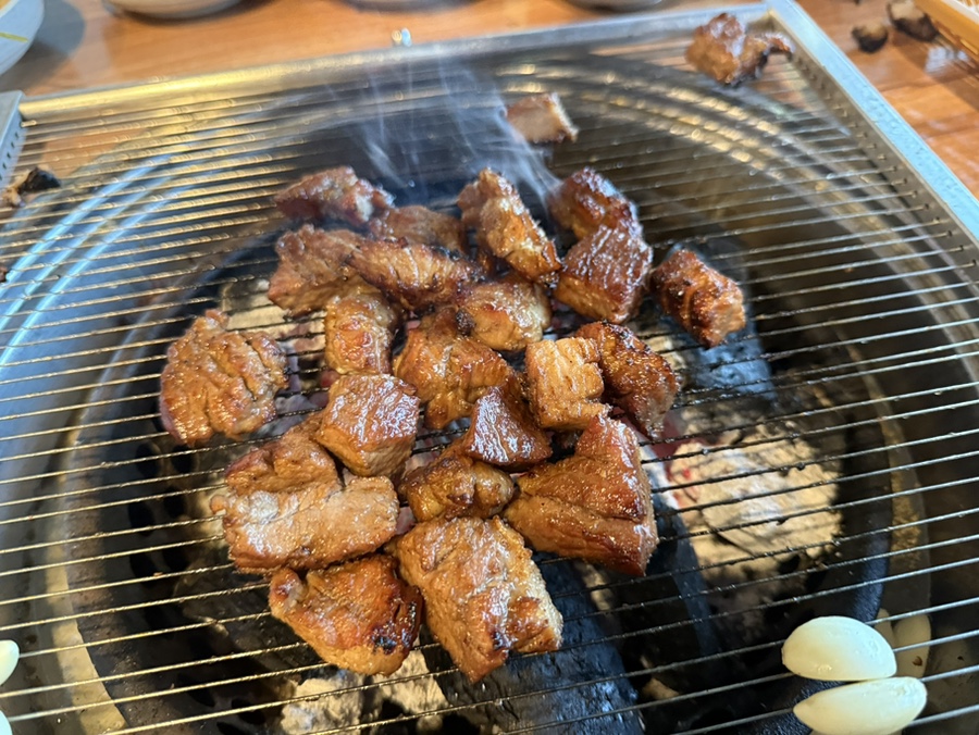 한돈참숯꼬기 부곡점 사진 4