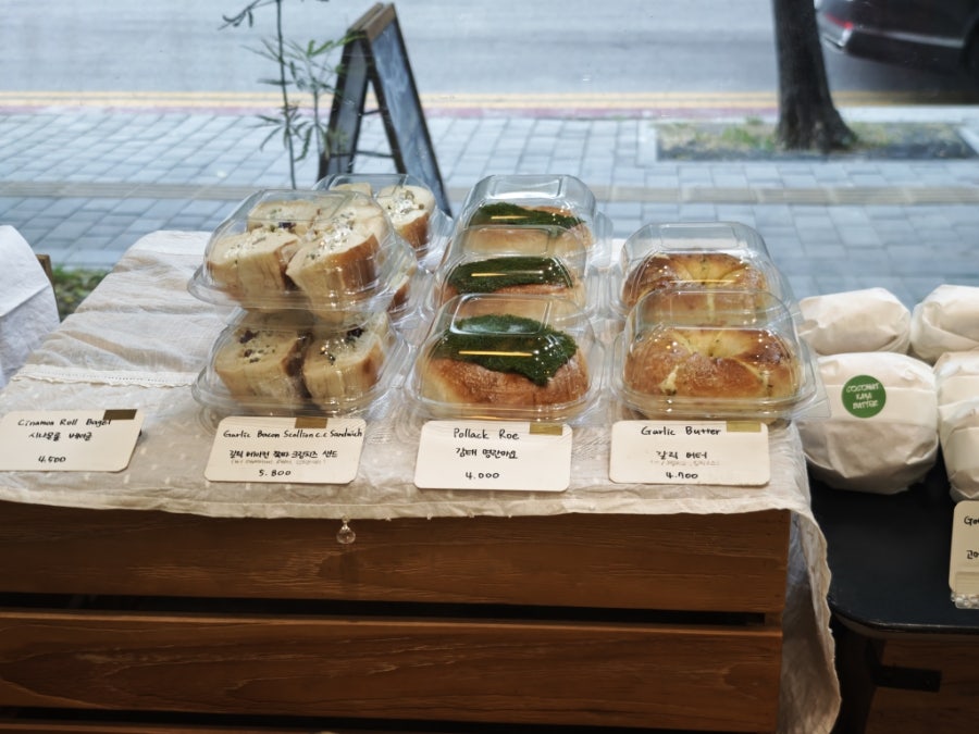 버터앤베이글 범계점 사진 6