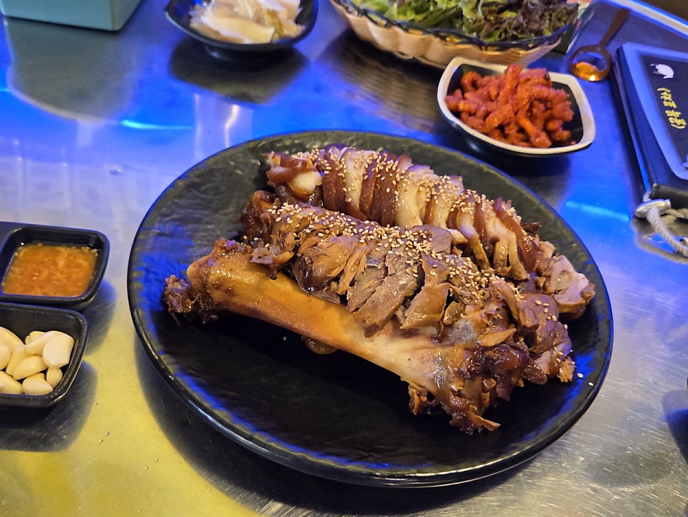 야탑 골목족발포차 사진 1