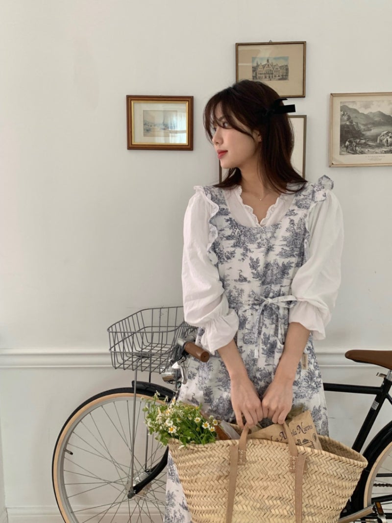 [아미앙스] "속옷 안 입고도 편하게 툭, 무드한 디자인을 원한다면", 원피스 프릴 앞치마