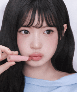  마시멜로립 무드 블러 밤 스틱 - 부드럽고 선명한 입술 표현의 비밀