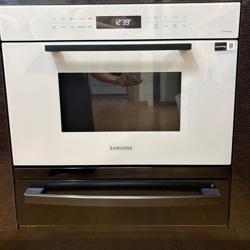 10년 쓴 아파트 기본 옵션 삼성 레인지오븐HSB-N361B, 비스포크 NQ36A6588CW로 싱크대 공사 없이 셀....