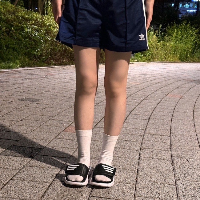 아디다스 알파리스폰스 슬라이드 푹신한 브랜드 슬리퍼 추천